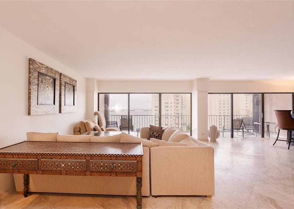 1st image of 1800 NE 114th Street #1805