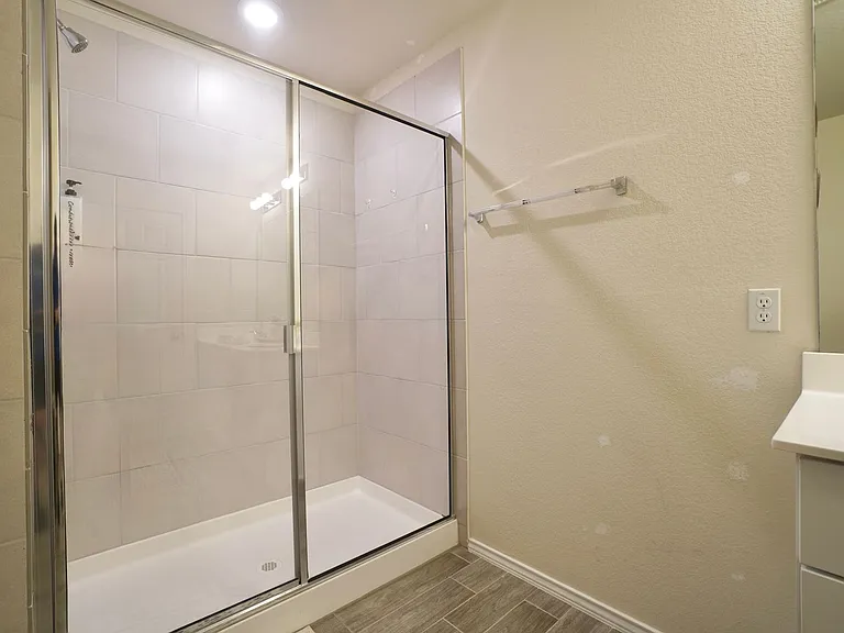 11112 Mestengo Dr — Photo 25
