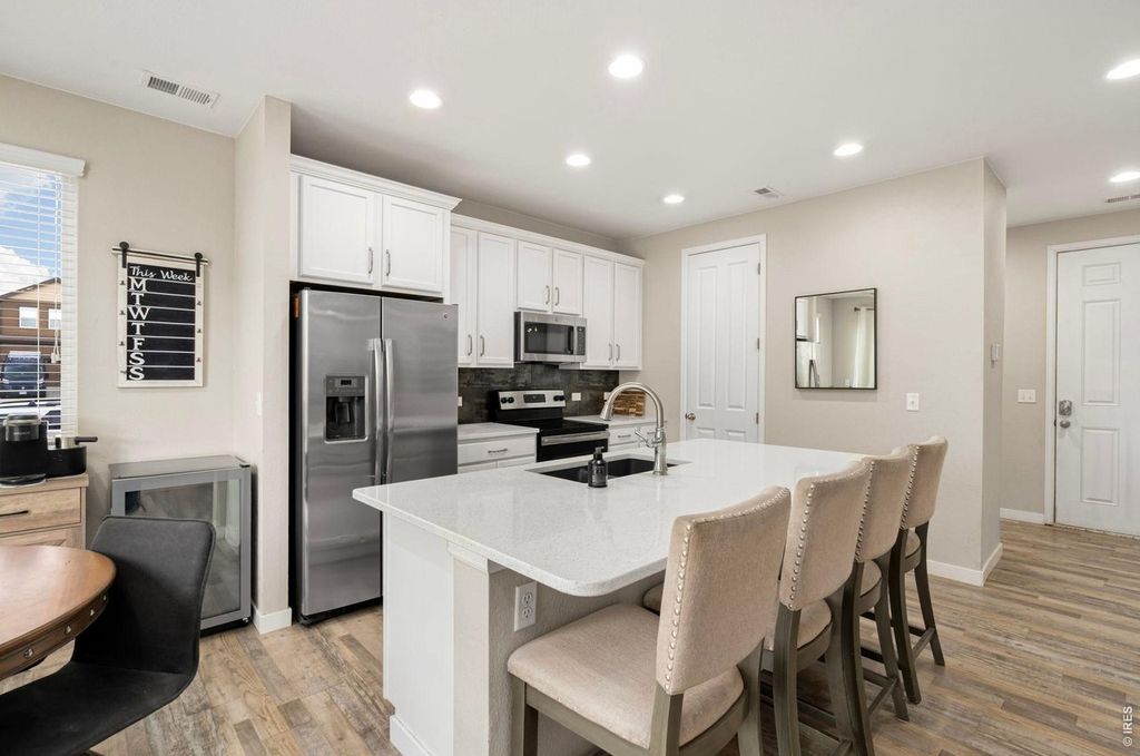 398 Chipman Dr