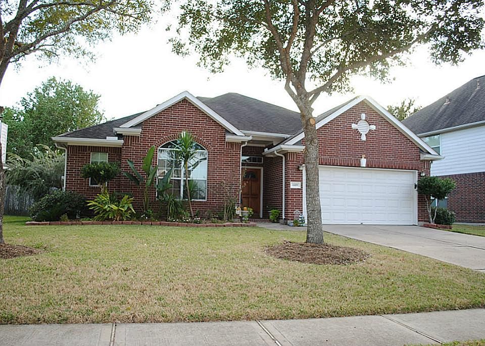 1st image of 4409 Chestnut Grv