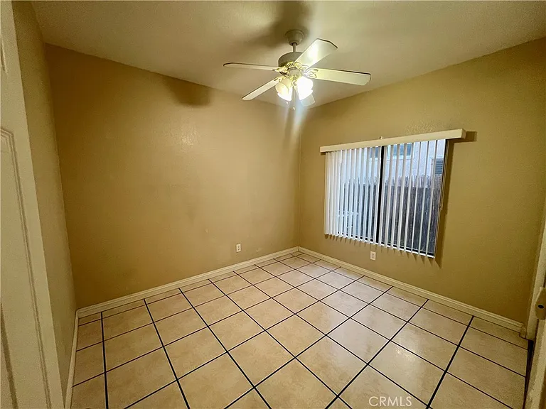 2909 Dorchester Cir — Photo 15
