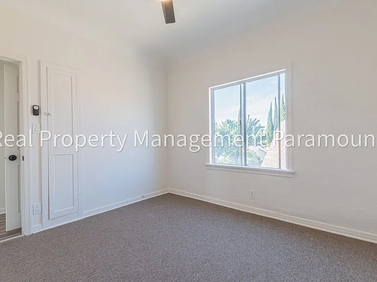 2757 Mansfield Ave — Photo 30