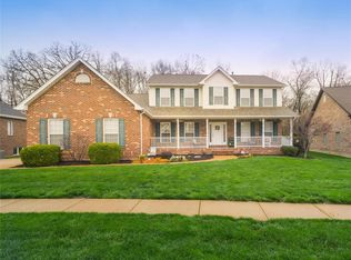 6172 Clifton Oaks Pl, Saint Louis, MO 63129