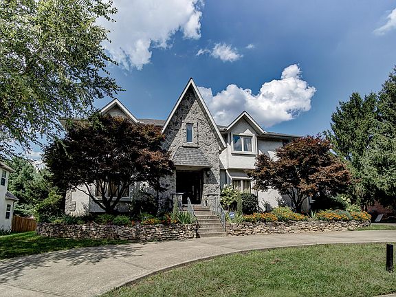 2nd image of 7756 Quarry Cliff Ct