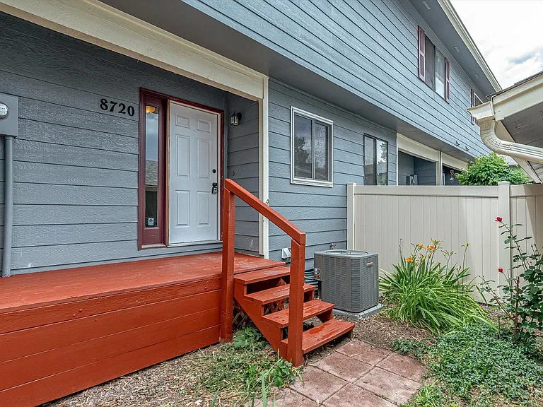 8720 Carr Loop — Photo 25