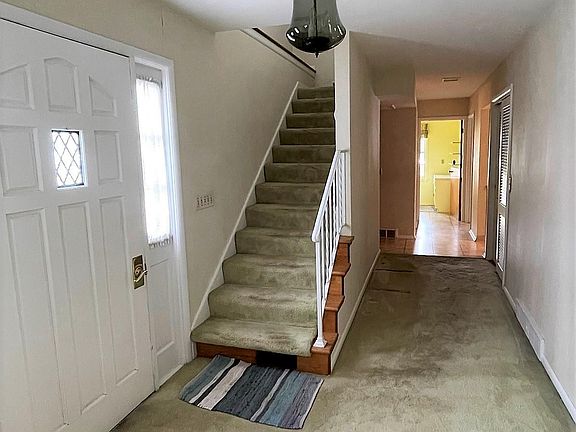 2nd image of 2988 N Bankers Dr