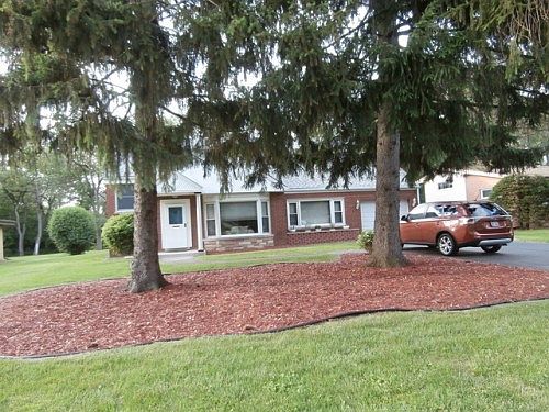 2nd image of 1312 W 59th St