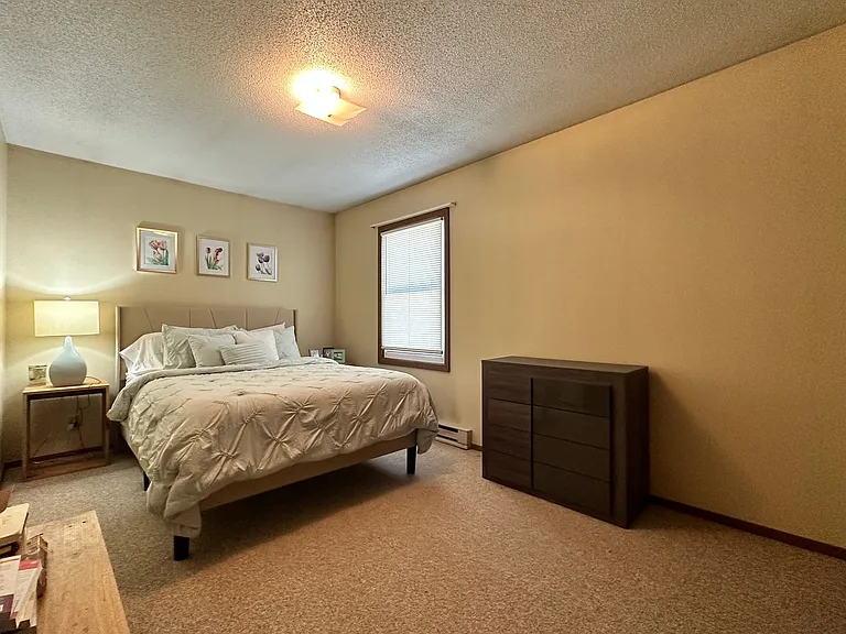 3210 Oak Knoll Dr — Photo 6