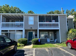 3075 Poplar Creek Dr SE UNIT 302, Kentwood, MI 49512