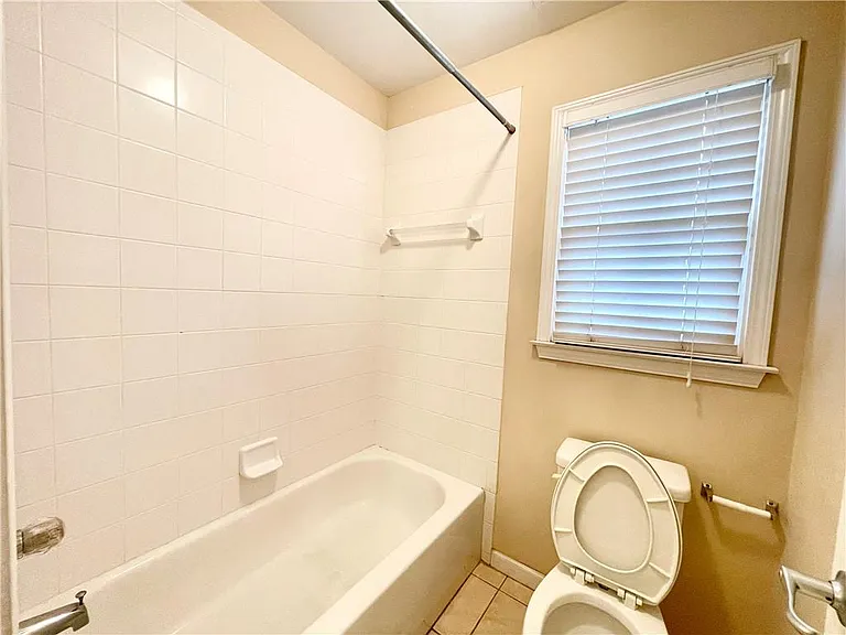 555 Vinings Springs Dr SE — Photo 48