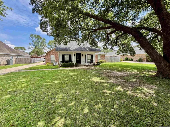 13931 Lynn St, Walker, LA 70785