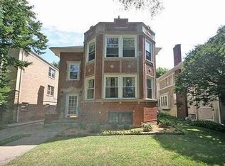 1521 W Juneway Ter, Chicago, IL 60626