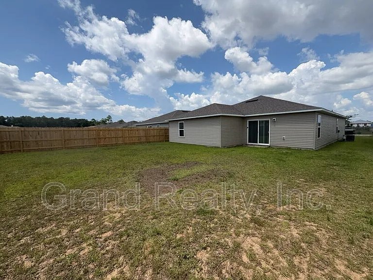 4360 Jitterbug St — Photo 26