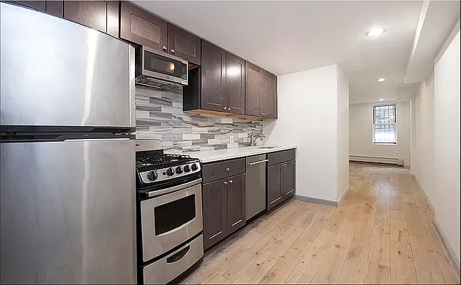 Rented by R New York | media 1