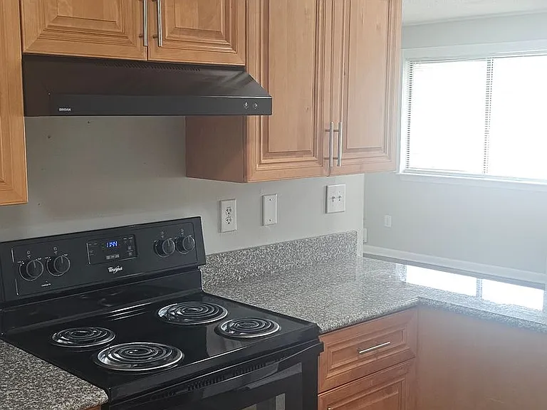 526 Glenn Regis Way — Photo 23