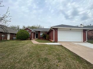 541 NW 174th St, Edmond, OK 73012