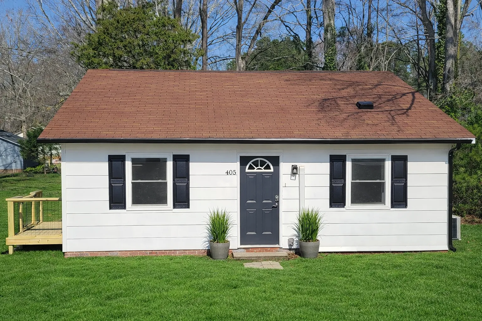 2 bed, 1000 sqft, $2,300 — Photo 1