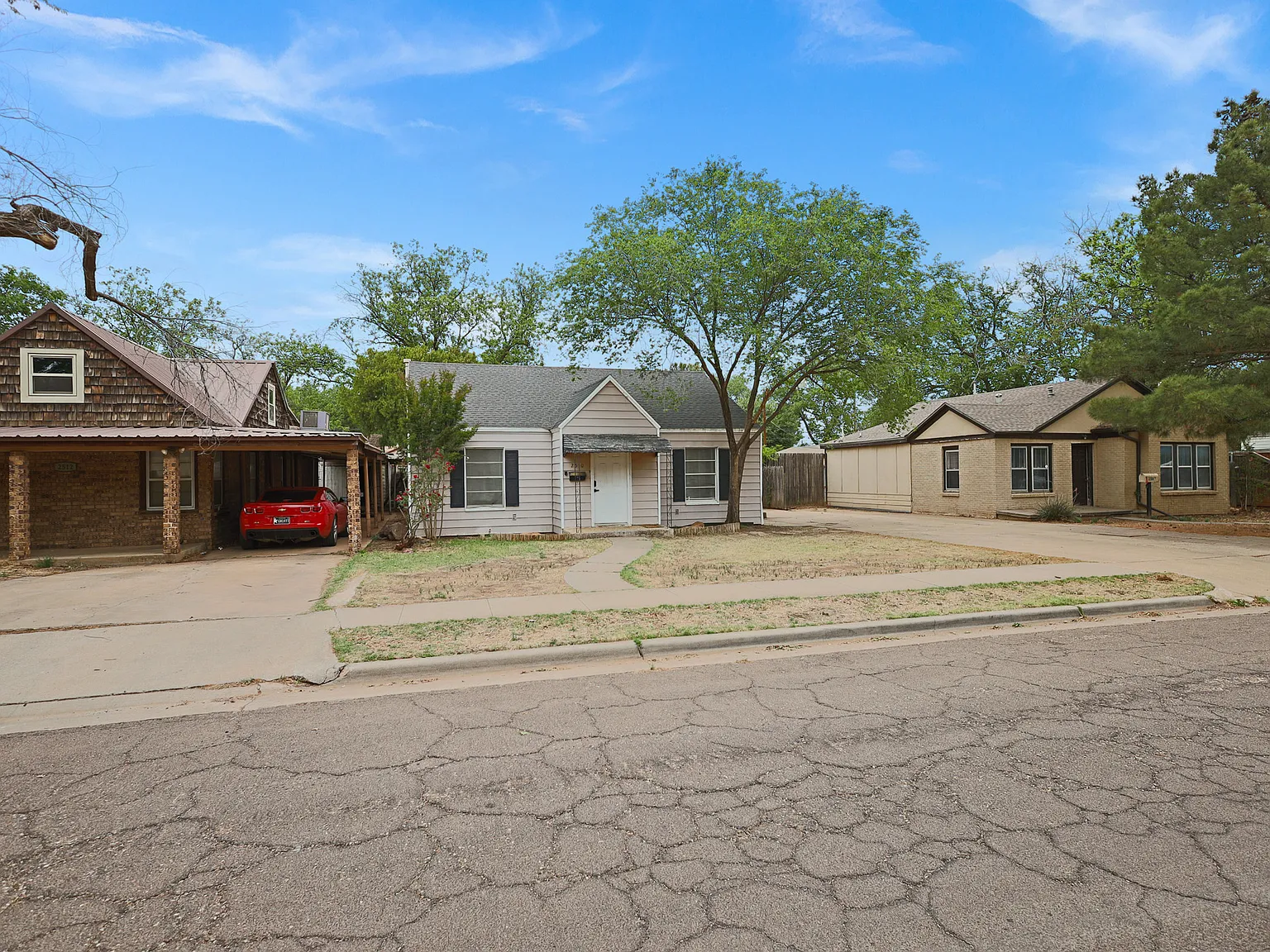 4 bed, 2208 sqft, $1,650 — Photo 3