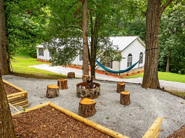 1005 Peery Rd, Kingston Springs, TN 37082