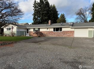 1423 34th Avenue Ct SW, Puyallup, WA