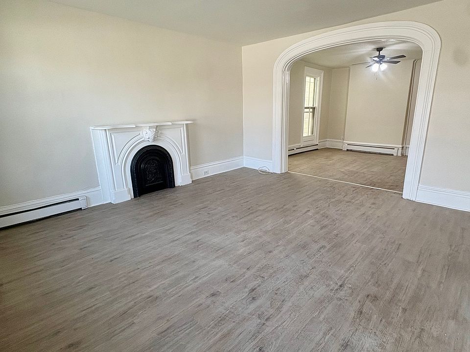 1st image of 296 Saratoga St #1