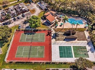 10910 Clubhouse Rd #10910, Hollywood, FL 33026