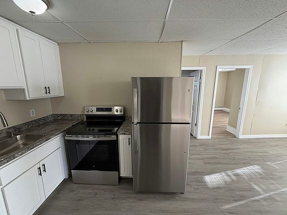 4th image of 135 Orange St #3A