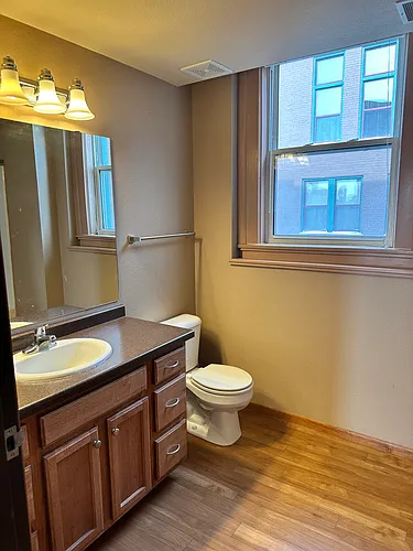 Floor plan 2 bedroom