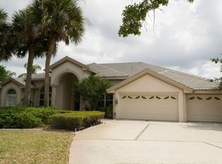 3769 Embassy Cir, Palm Harbor, FL 34685