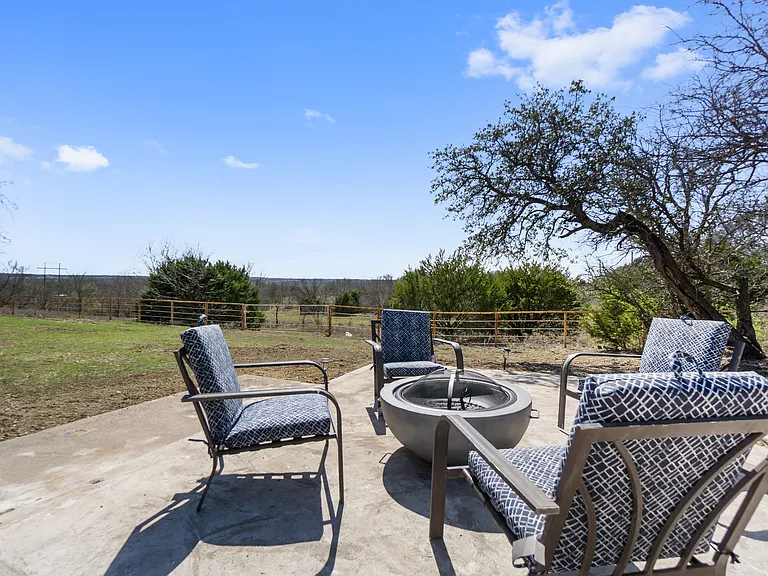 1353 Friendship Rd — Photo 23