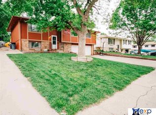 6360 S 139th Avenue Cir, Omaha, NE 68137