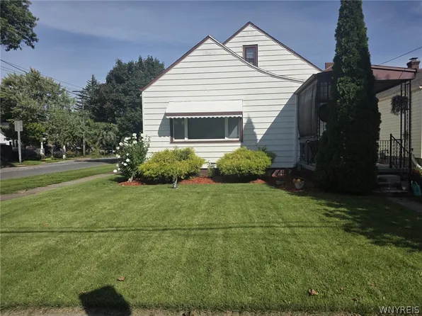 563 31st St, Niagara Falls, NY 14301