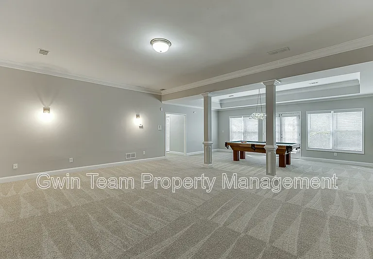 9345 Riverclub Pkwy — Photo 46