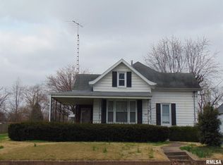 823 N 22nd St, Murphysboro, IL 62966