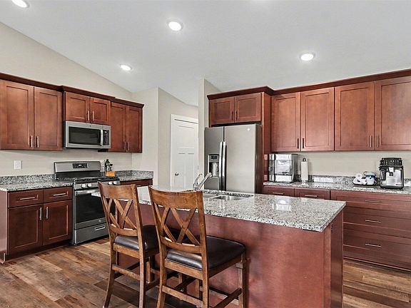 5th image of 1369 S Village Cir