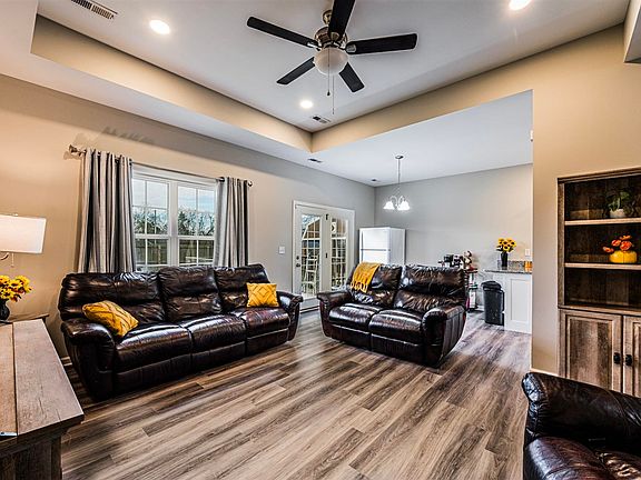 3rd image of 2030 Brownsford Rd