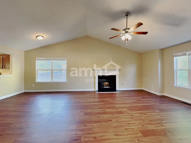 7209 Cedar Forest Dr — Photo 5