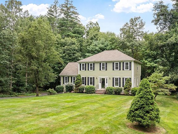 3rd image of 65 Whitney Ln