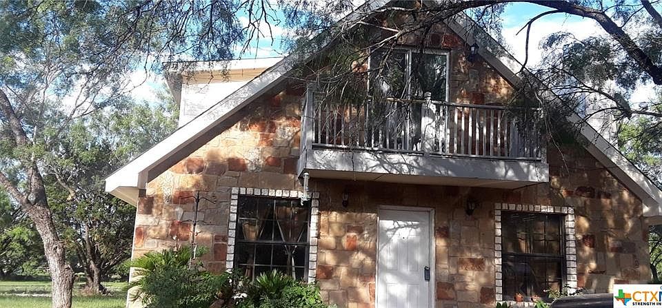 1st image of 827 Aspen Ln
