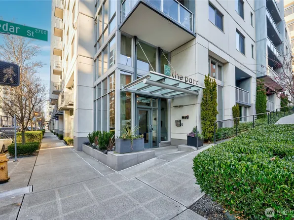 76 Cedar Street #303, Seattle, WA 98121