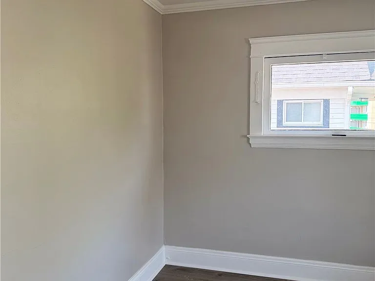2778 E 120th St #3 — Photo 5