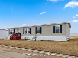 30 Saint Pauls Dr, Bourbonnais, IL 60914