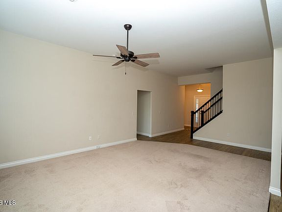 3rd image of 6908 Torrey Pine Ct