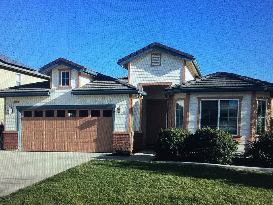 1st image of 1377 W Sidonia St