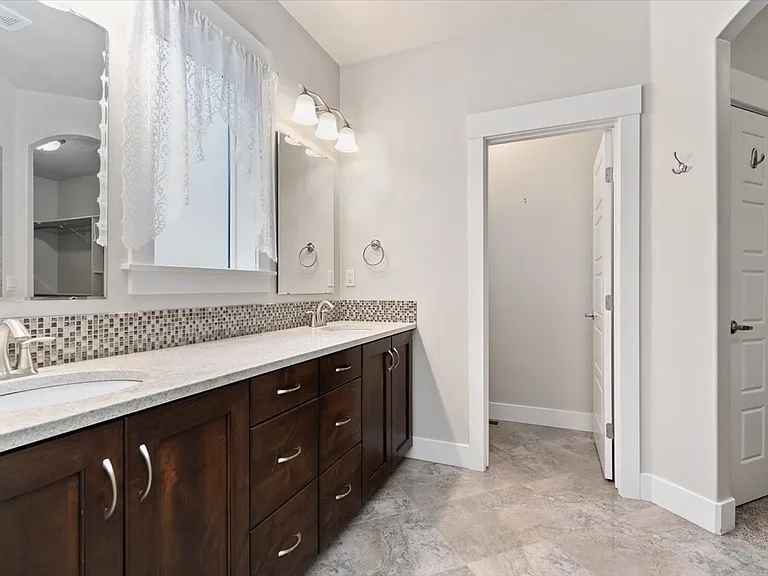 6442 S Palesa Way — Photo 25