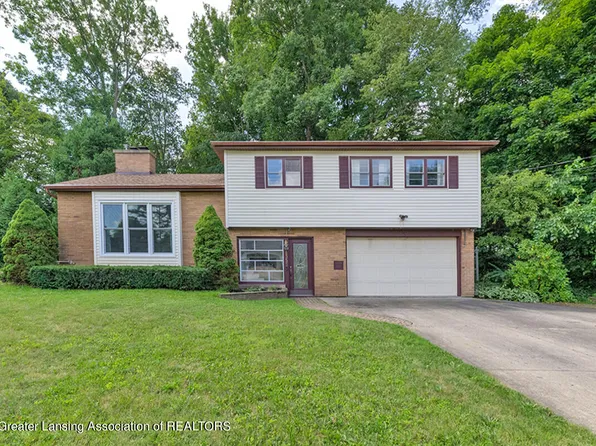 4353 Lee St, Holt, MI 48842