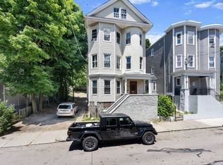 25 Barry St, Dorchester, MA 02125
