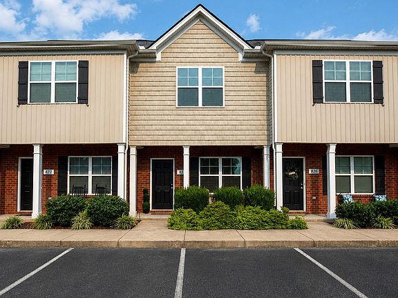 4th image of 820 Staten Dr