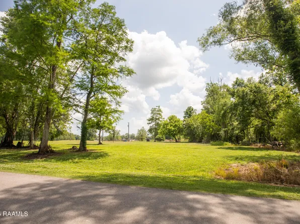 Atchafalaya River Hwy, Breaux Bridge, LA 70517