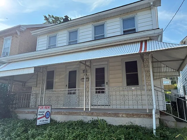 217 Lincoln Ave